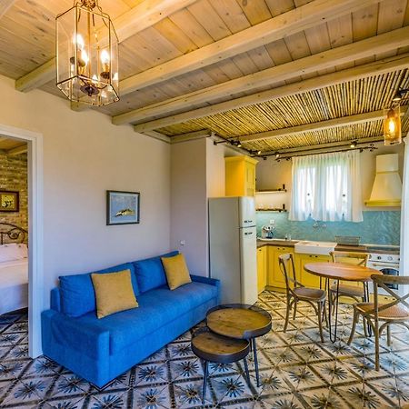 Mediterraneo Luxury Suites Halkidiki Вурвуру Екстериор снимка