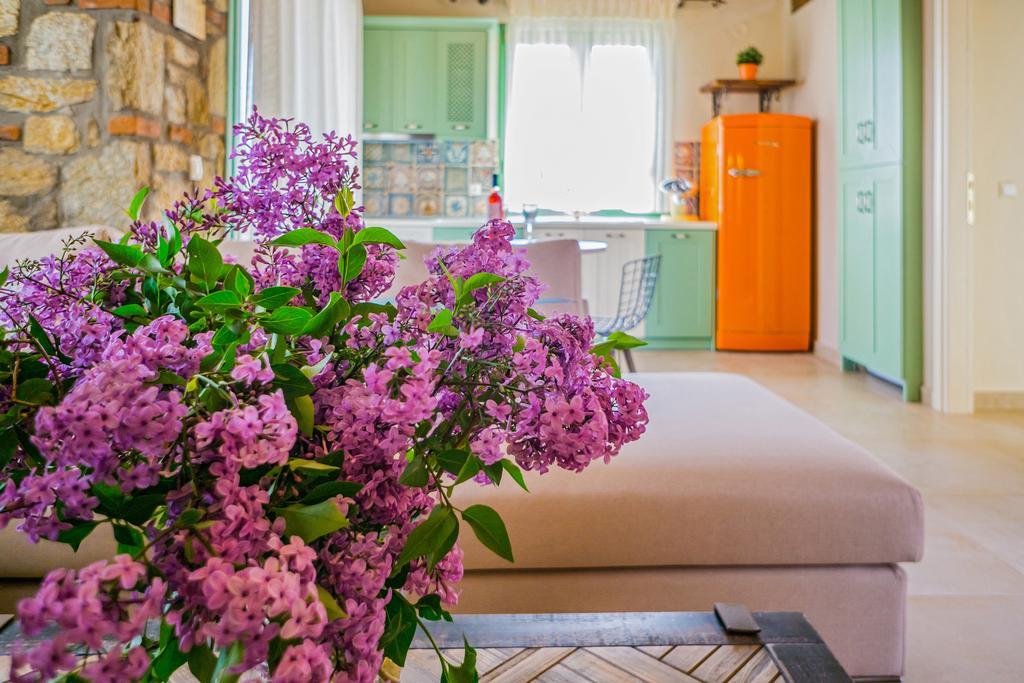 Mediterraneo Luxury Suites Halkidiki Вурвуру Екстериор снимка