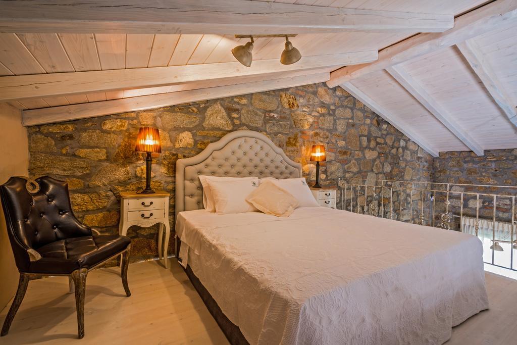 Mediterraneo Luxury Suites Halkidiki Вурвуру Екстериор снимка