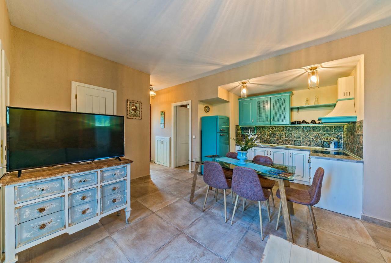Mediterraneo Luxury Suites Halkidiki Вурвуру Екстериор снимка